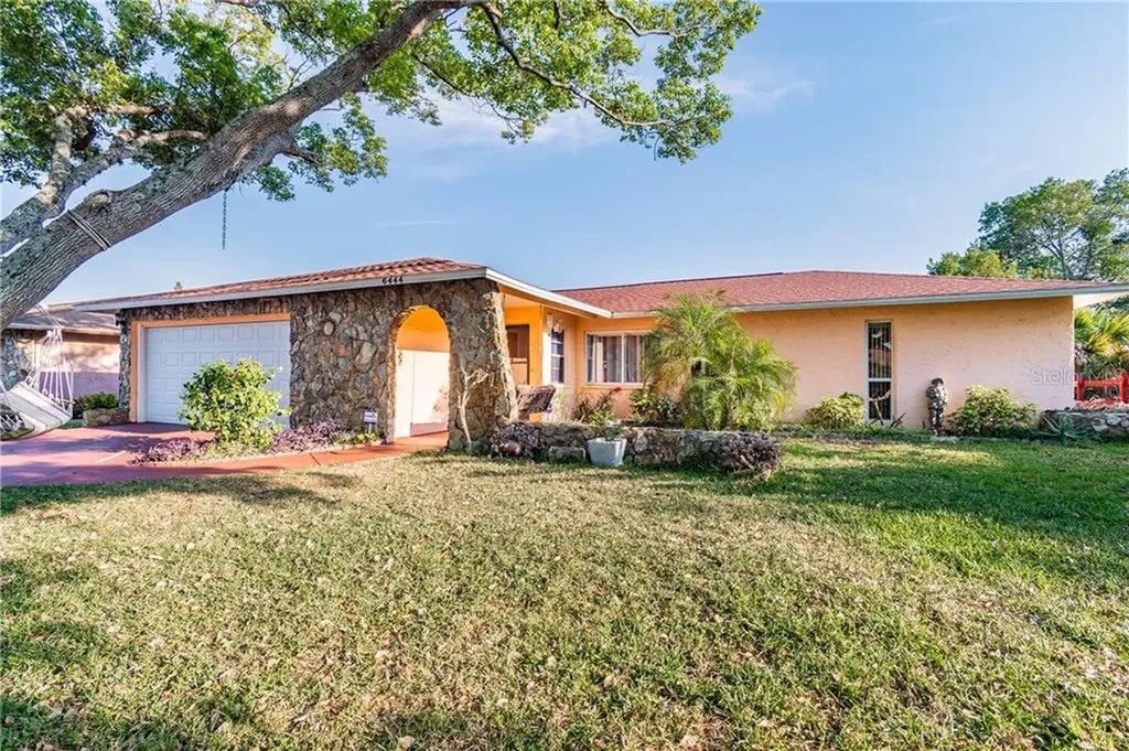 6444 Date Palm Boulevard Port Richey FL 34668