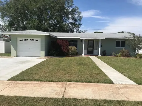 6149 30th Avenue N St Petersburg FL 33710