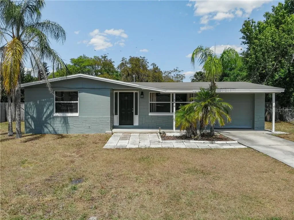 57 E 2nd Street Chuluota FL 32766
