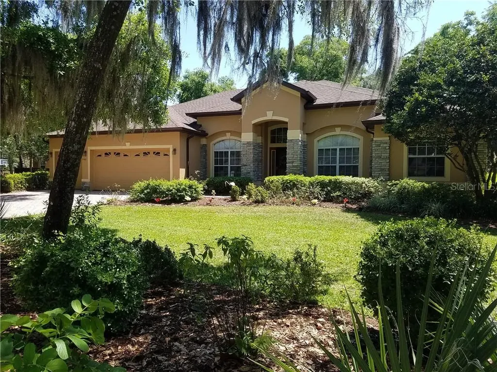 5315 Lazy Oaks Lane Orlando FL 32839