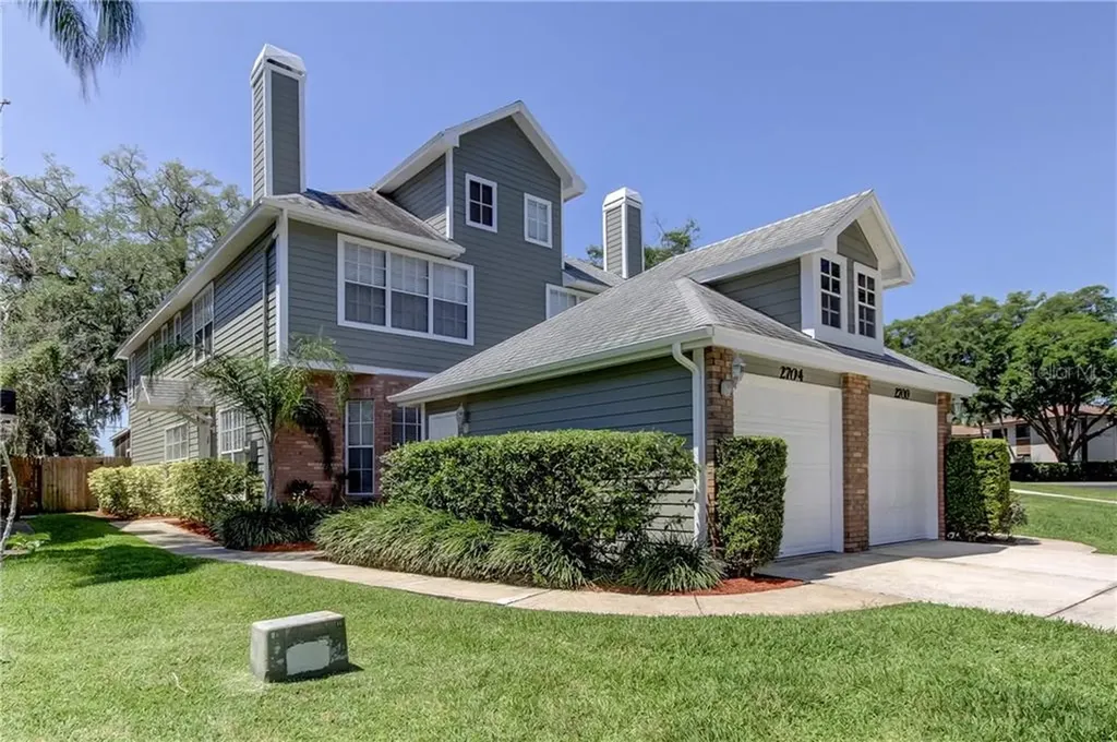 2704 Hamble Village Lane Palm Harbor FL 34684