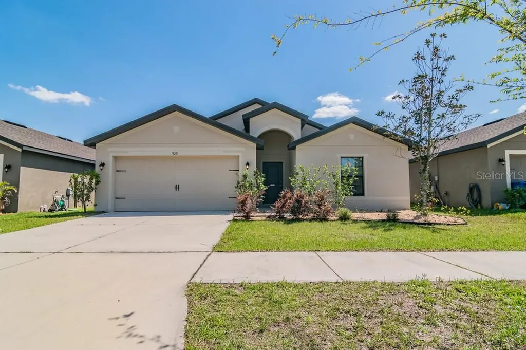 929 Wynnmere Walk Avenue Ruskin FL 33570