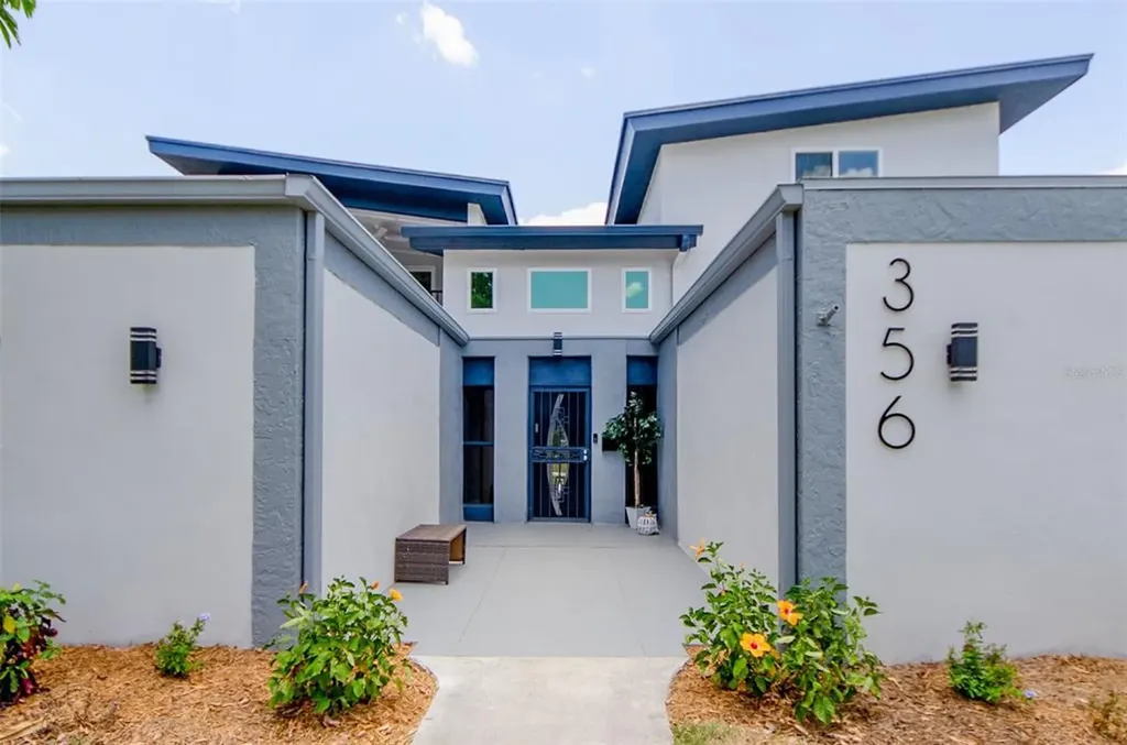 356 19th Avenue NE St Petersburg FL 33704