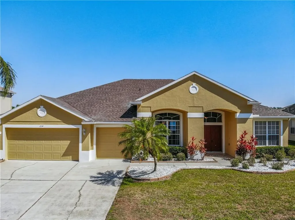 234 Osprey Lakes Circle Chuluota FL 32766