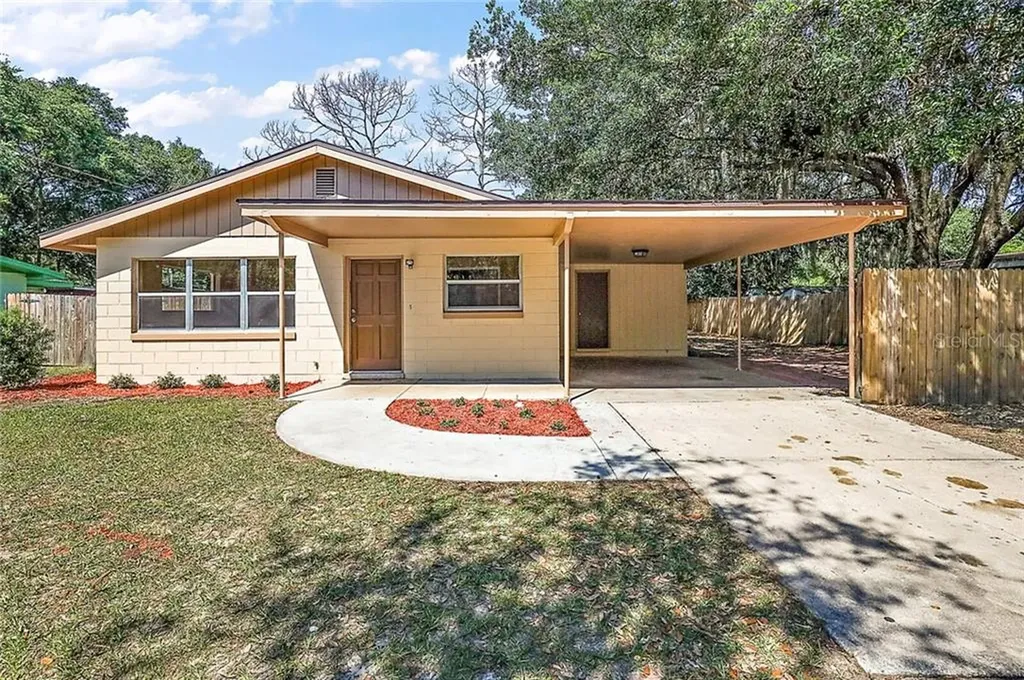 203 Louis Street Leesburg FL 34748