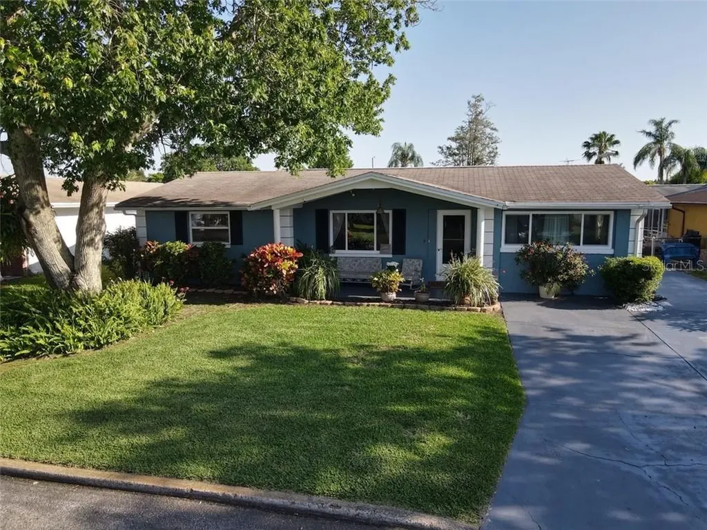 3710 Elmwood Drive Holiday FL 34691