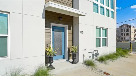 335 8th Street N St Petersburg FL 33701