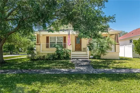 7215 S Sparkman Street Tampa FL 33616