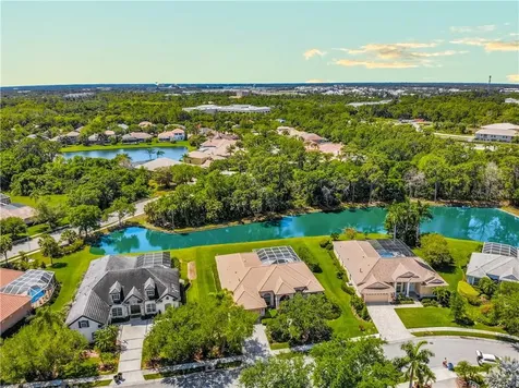 7586 Tori Way Lakewood Ranch FL 34202