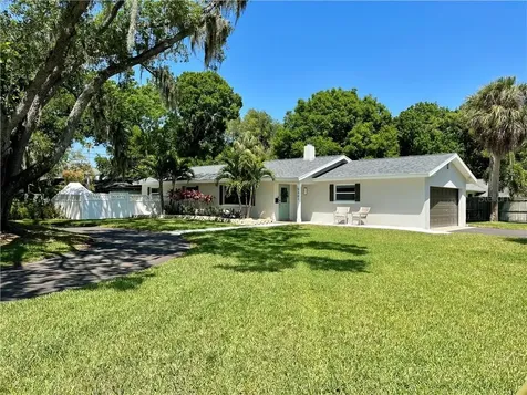 5301 Venetian Boulevard NE St Petersburg FL 33703
