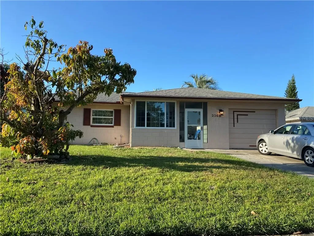 2368 Valley Avenue Kissimmee FL 34744
