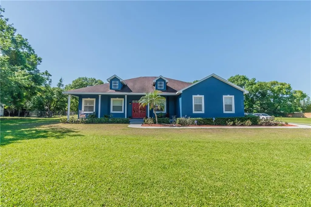 13605 Thonotosassa Road Dover FL 33527