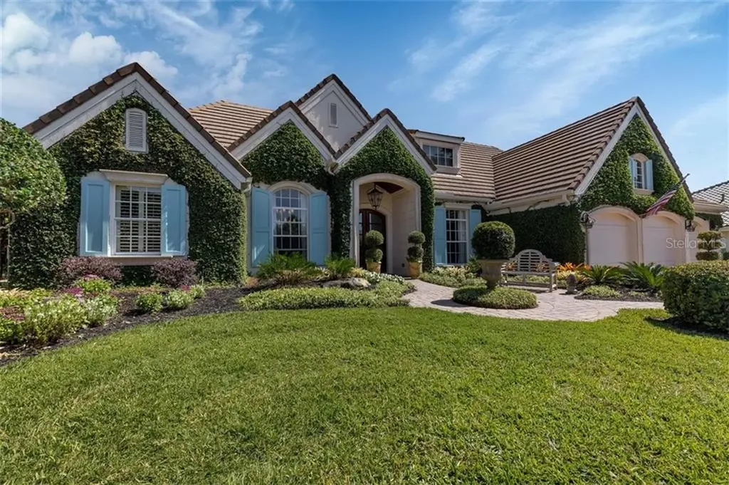 8012 Royal Birkdale Circle Lakewood Ranch FL 34202