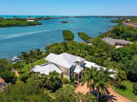 1013 Bayshore Road Nokomis FL 34275