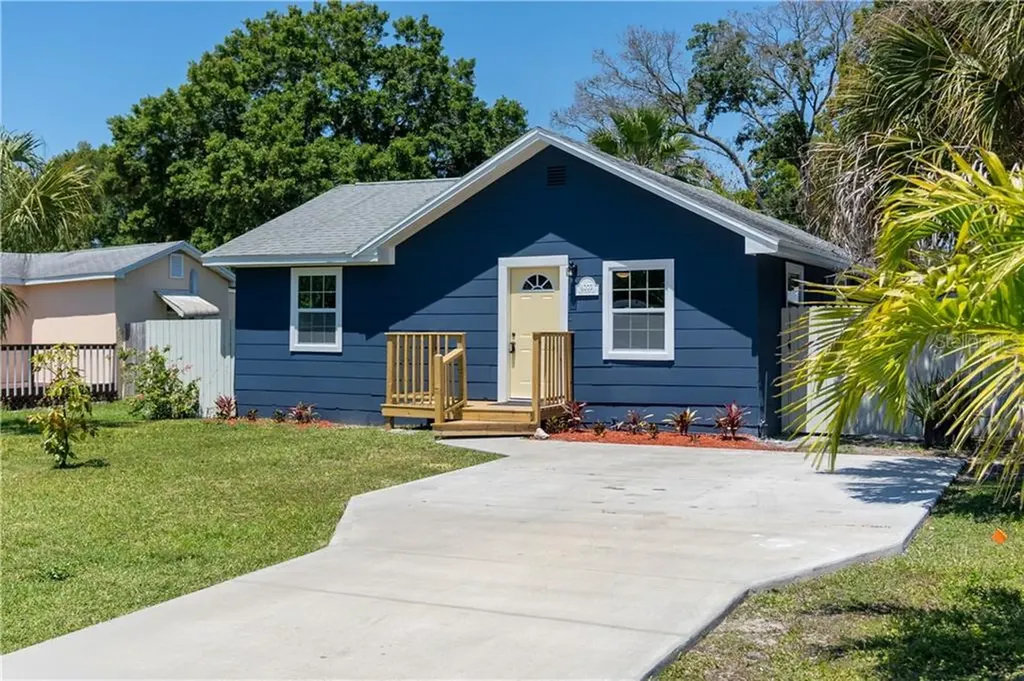 4003 41st Avenue N St Petersburg FL 33714