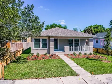 2590 37th Avenue N St Petersburg FL 33713