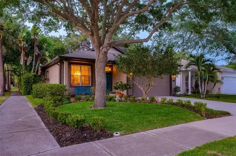 3223 W Price Avenue Tampa FL 33611