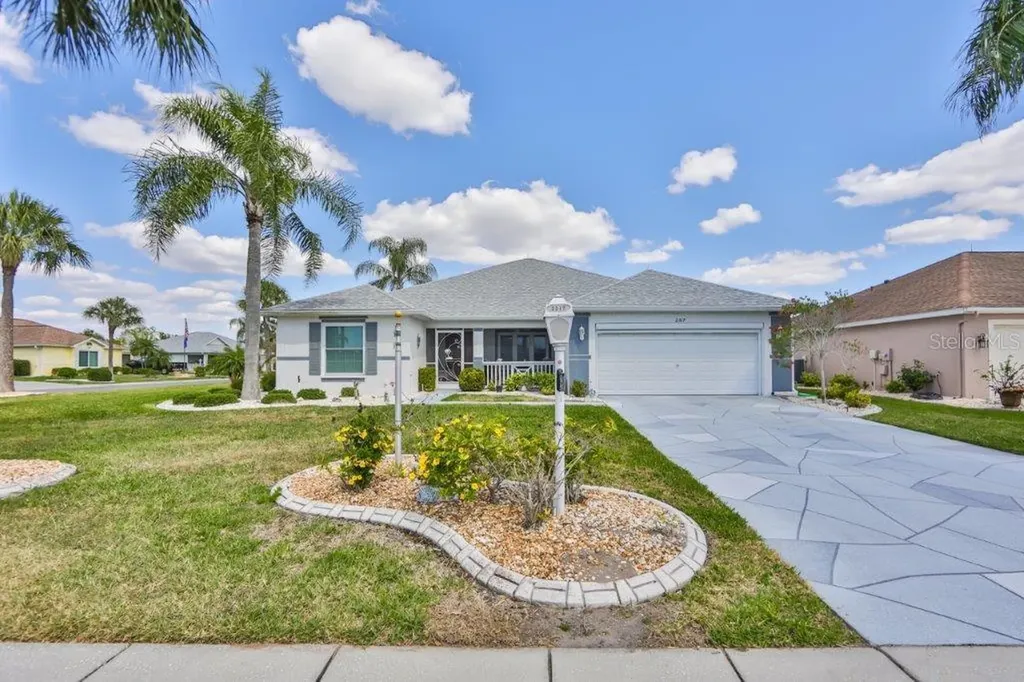 2317 Emerald Lake Drive Sun City Center FL 33573
