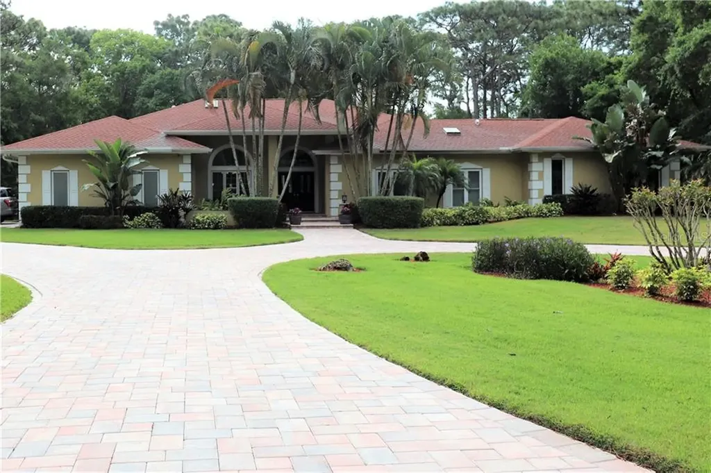 6919 Corral Gate Lane Sarasota FL 34241