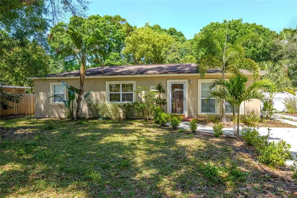 3003 W Helen Avenue Tampa FL 33611