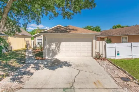 1039 Winterberry Lane Orlando FL 32811