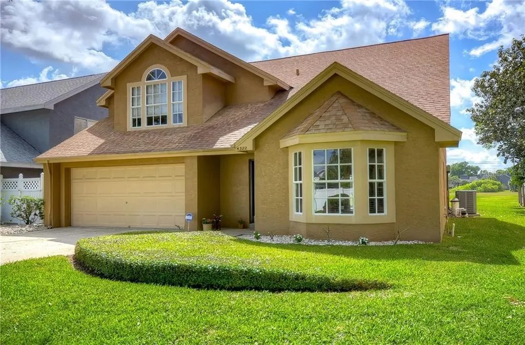4322 Golf Club Lane Tampa FL 33618