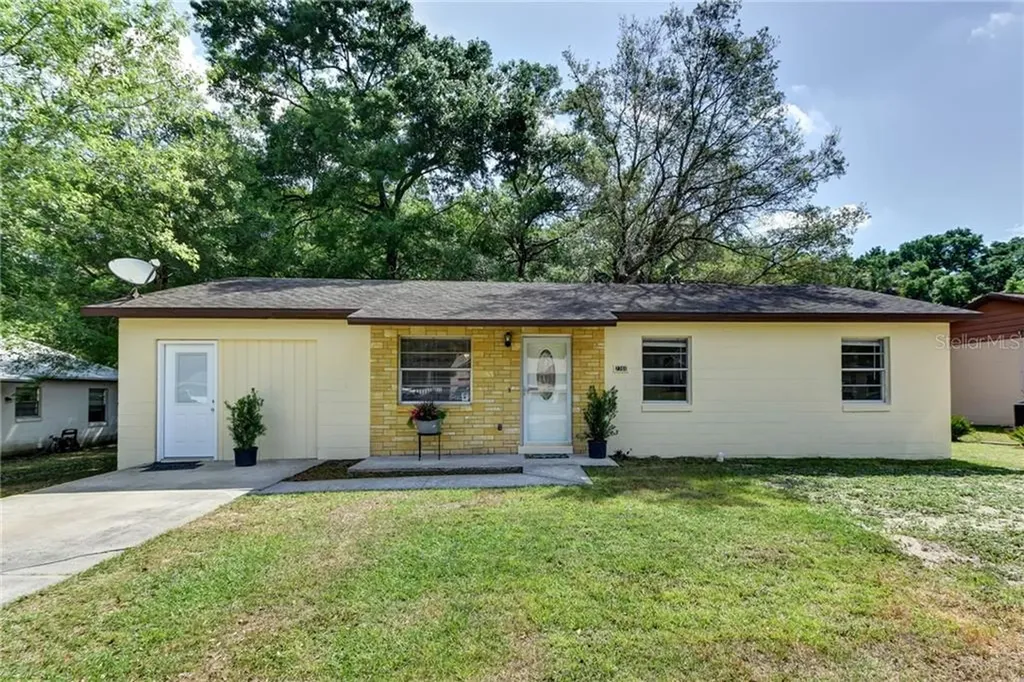 2360 Spring Hollow Drive Orange City FL 32763