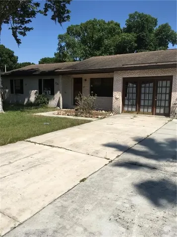 139 Connie Lee Court Lakeland FL 33809