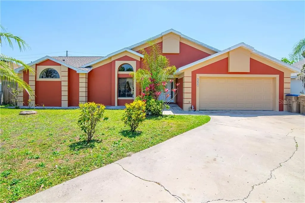 331 Blue Bayou Drive Kissimmee FL 34743