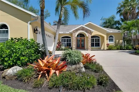 1611 91st Court NW Bradenton FL 34209
