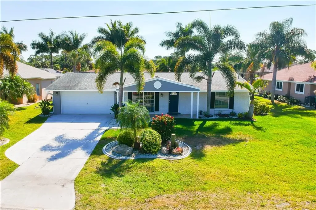 18289 Wolbrette Circle Port Charlotte FL 33948