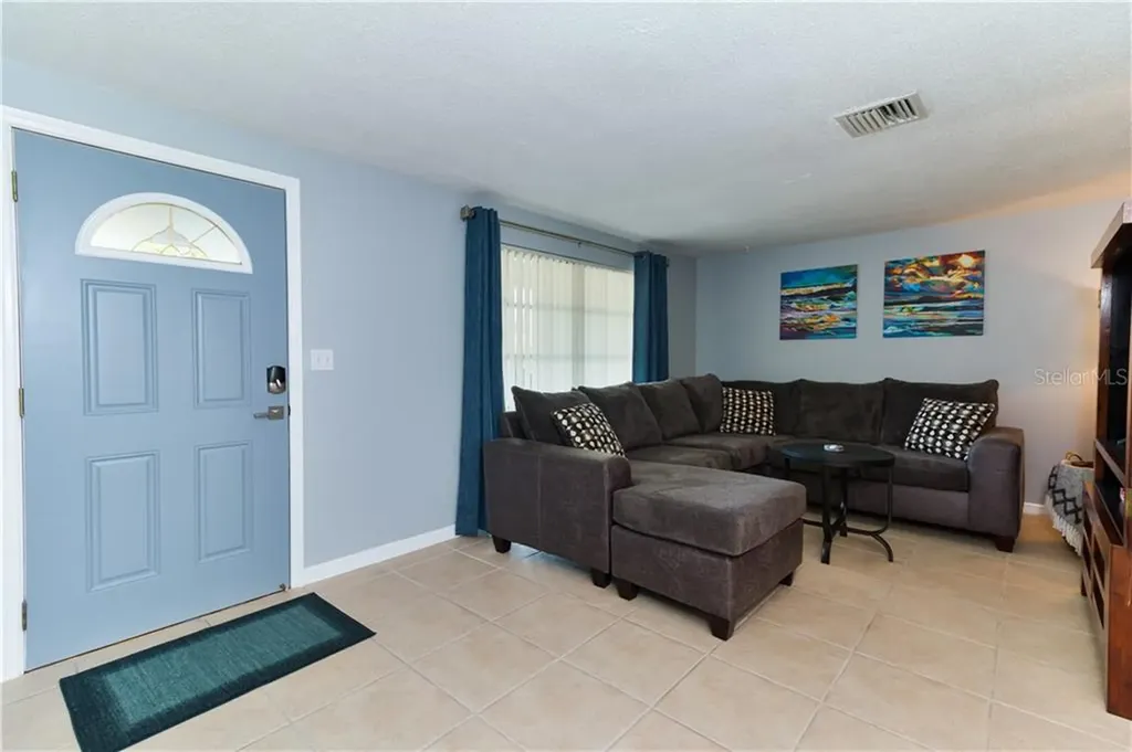 18289 Wolbrette Circle Port Charlotte FL 33948
