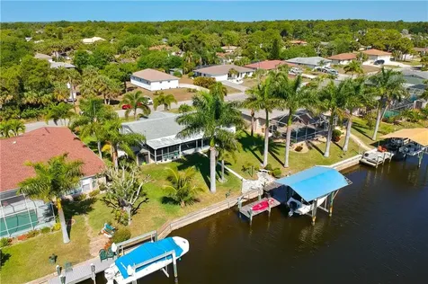 18289 Wolbrette Circle Port Charlotte FL 33948