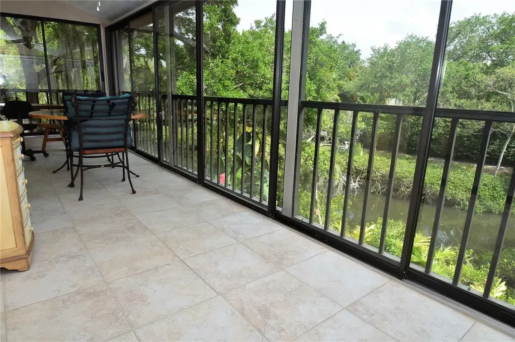 1523 Clower Creek Drive Sarasota FL 34231