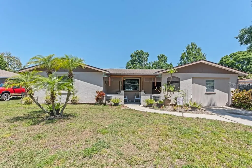 4931 Silk Oak Drive Sarasota FL 34232