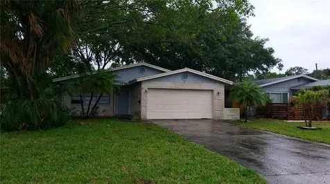 1774 Maryland Avenue NE St Petersburg FL 33703