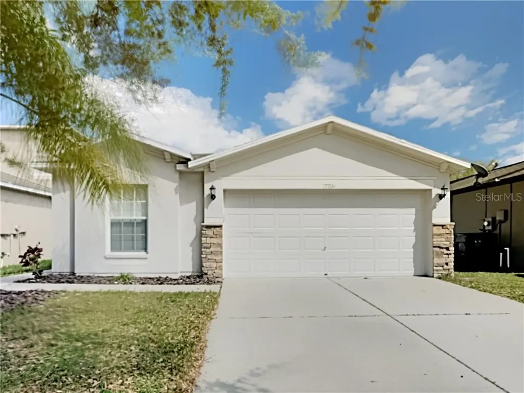 7704 Carriage Pointe Drive Gibsonton FL 33534