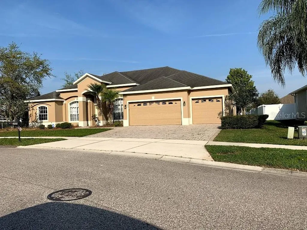 1425 Richmond Grand Avenue Orlando FL 32820