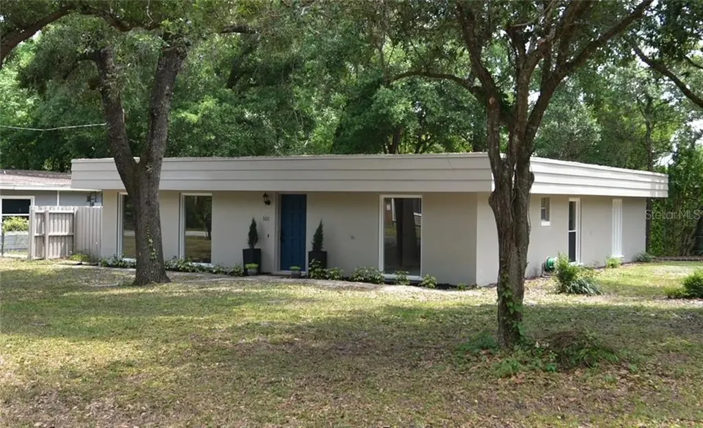 300 Ridgewood Street Altamonte Springs FL 32701