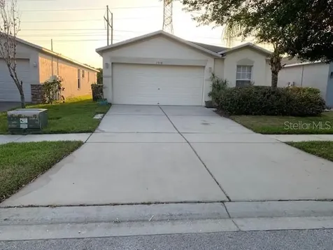 7958 Carriage Pointe Drive Gibsonton FL 33534