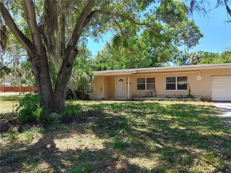 2634 Granada Circle W St Petersburg FL 33712