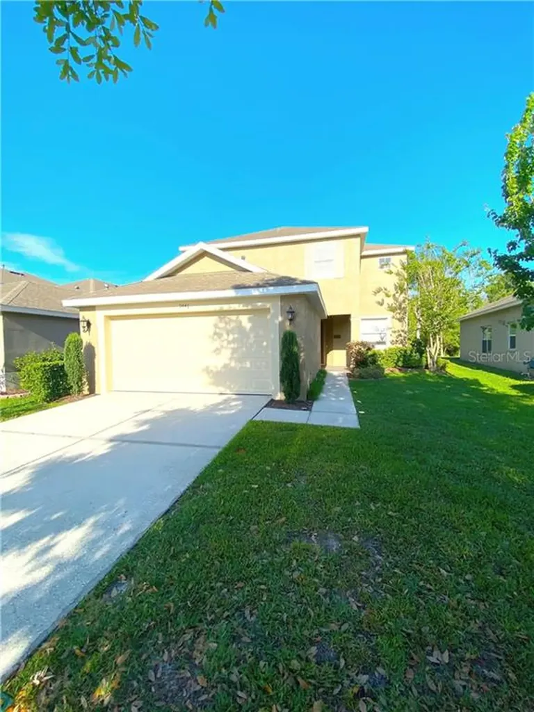 9446 Leatherwood Avenue Tampa FL 33647