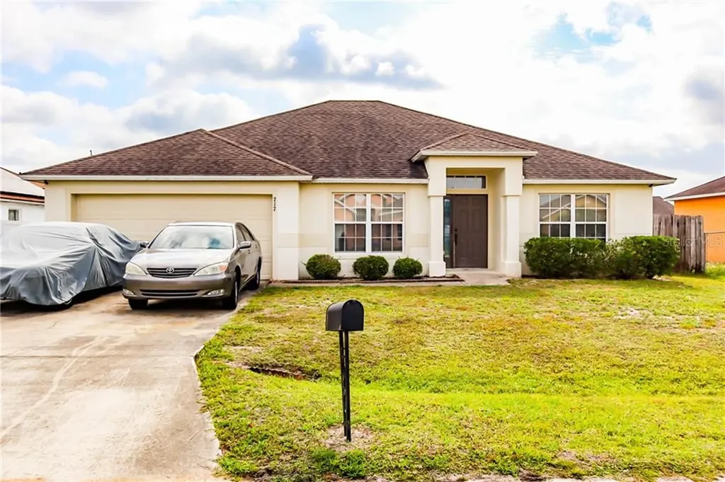 717 Versailles Lane Kissimmee FL 34759