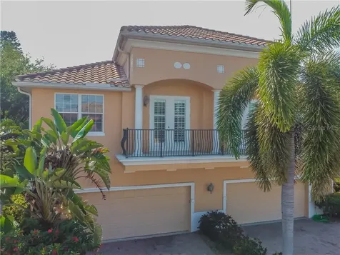 193 Banyan Bay Drive St Petersburg FL 33705