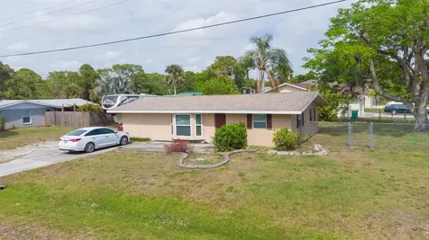 9016 Everington Road Englewood FL 34224