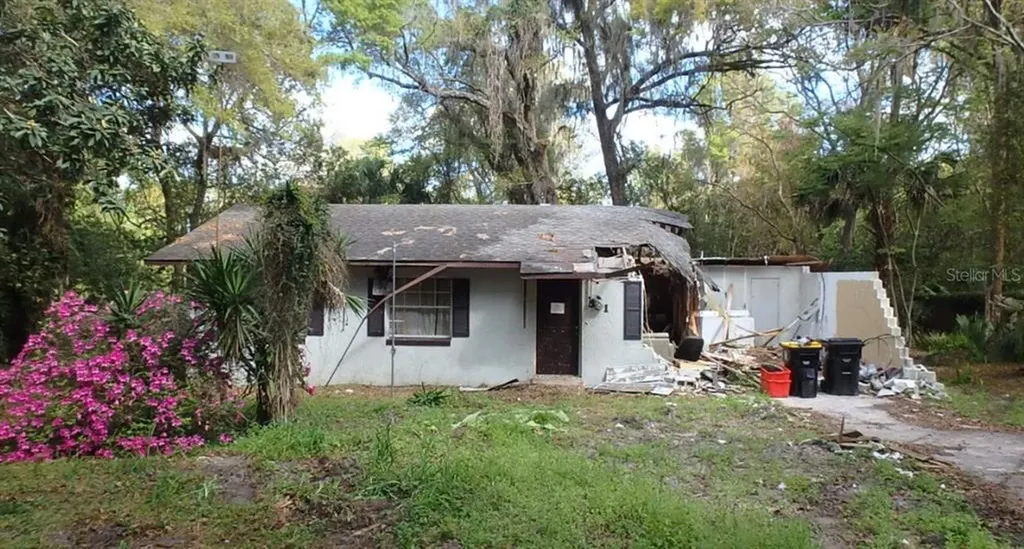 531 Lakeview Avenue Orange City FL 32763