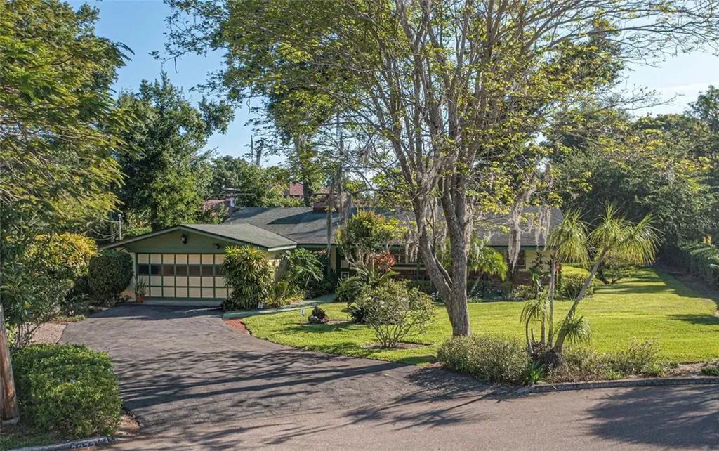 2923 Timberlake Drive Orlando FL 32806