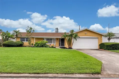 6974 15th Avenue N St Petersburg FL 33710