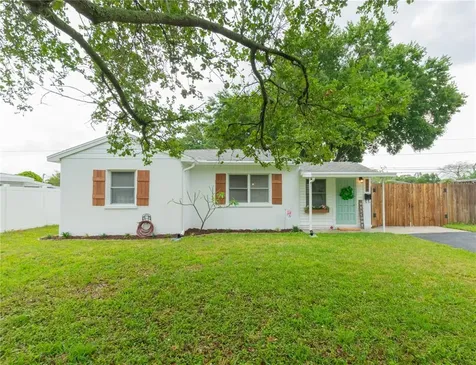 1609 Winchester Road N St Petersburg FL 33710