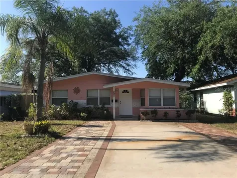 222 41st Avenue N St Petersburg FL 33703